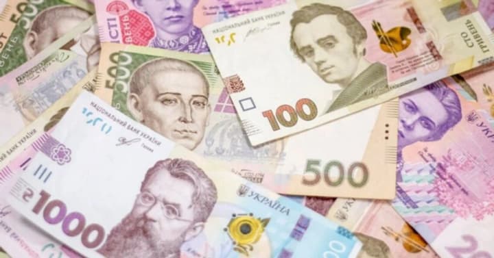 Курс валют на 31 березня: Нацбанк зміцнив гривню