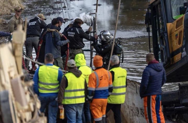 У Литві бронемашину зниклих американських солдатів витягли з болота: подробиці операції та розслідування
