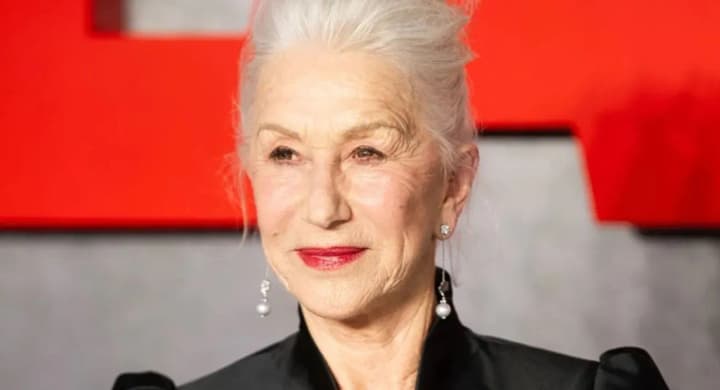 Helen Mirren believes Bond should not be a woman and accuses the franchise of "deep sexism"