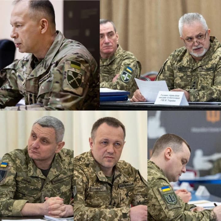 Сирский: основные усилия врага сосредоточены на Донецком направлении, но россияне буксуют