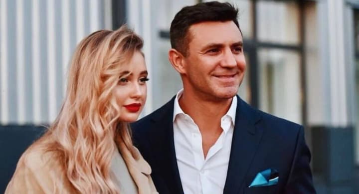 Колекція годинників та подарунок в понад 12 млн гривень від колишньої дружини - декларація Тищенка