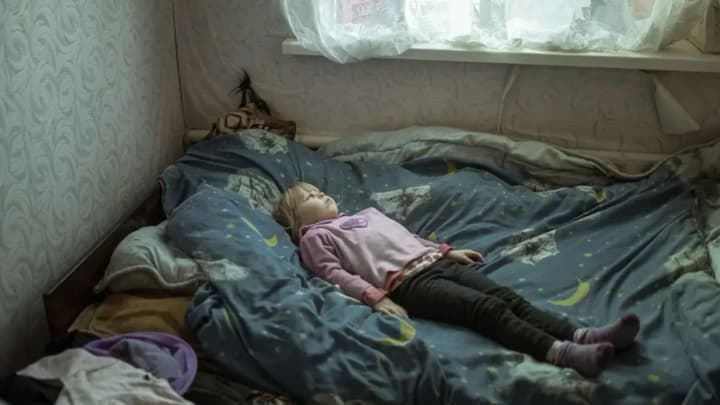 World Press Photo apologized for combining a photo of a Ukrainian girl and an occupier, but the award for the photographer from Russia will remain