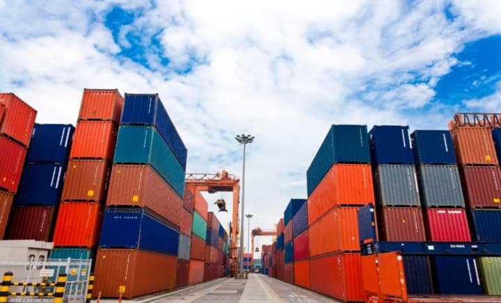 Germany and France are pushing for a more aggressive response to new US tariffs – Bloomberg