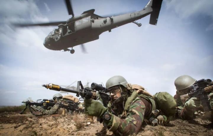 Современное снаряжение для защитников Украины: в Минобороны испытали новый тип спортивных кроссовок