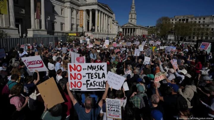 Протесты против Трампа в Европе: на акции вышли сотни людей