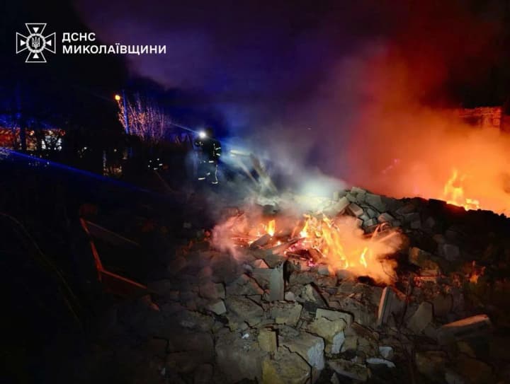 Атака дронів на Миколаїв: у ДСНС показали наслідки