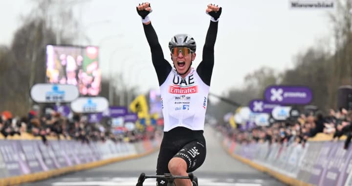 Триразовий переможець Тур де Франс Тадей Погачар вдруге переміг у бельгійській одноденці Тур Фландрії