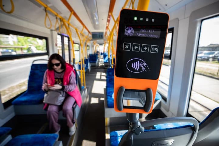 Электронная оплата в столичных маршрутках: КГВА начинает работу над решением