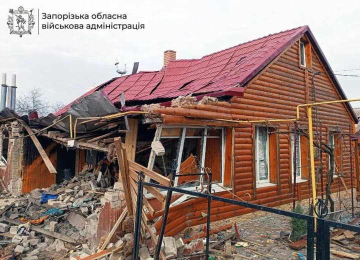 Атака на Запорізьку область: 60-річний чоловік отримав поранення