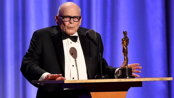 Умер Марвин Леви, легендарный публицист Стивена Спилберга, в возрасте 96 лет