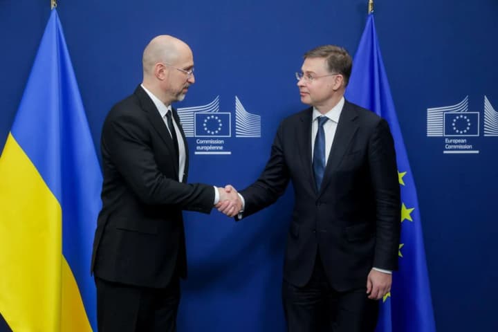 Украина получила еще 1 млрд евро от ЕС из доходов от замороженных активов рф