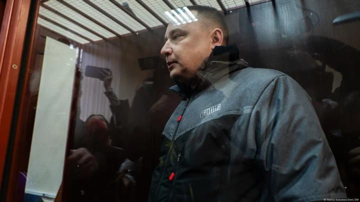 The court kept Ryumshin, the ex-commander of the "Anna Kyivska" brigade, in custody, but reduced the amount of bail again