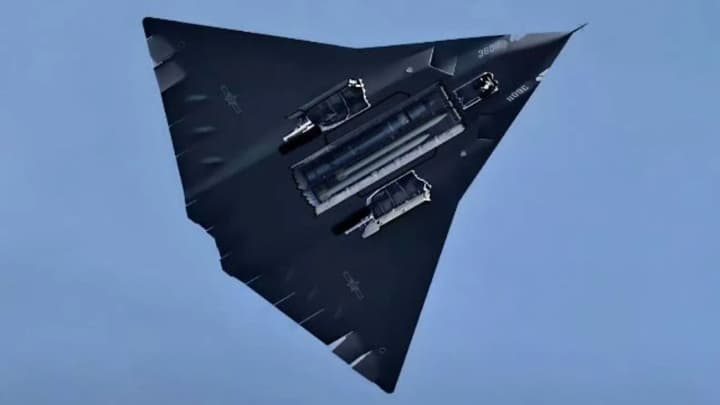 Excitement among military experts: video of the Chinese sixth-generation fighter J-36 has appeared