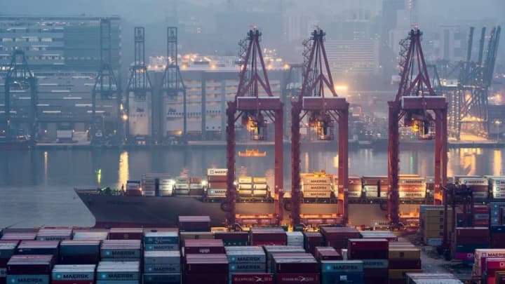 Компанії Dell, HP, Lenovo призупиняють поставки своєї техніки до США