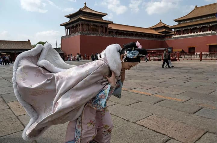 В Пекіні скасували майже 700 авіарейсів через сильні вітри