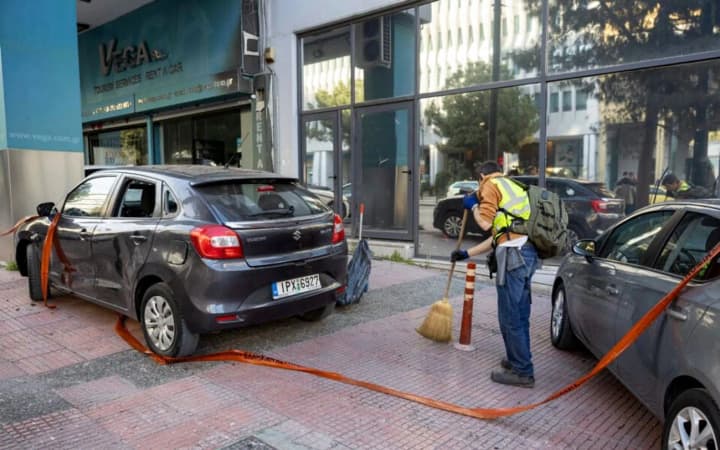 В Афінах стався вибух біля офісу залізничної компанії