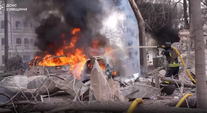 "Absolute evil": Ukrainian officials reacted to the brutal Russian attack on the city center of Sumy