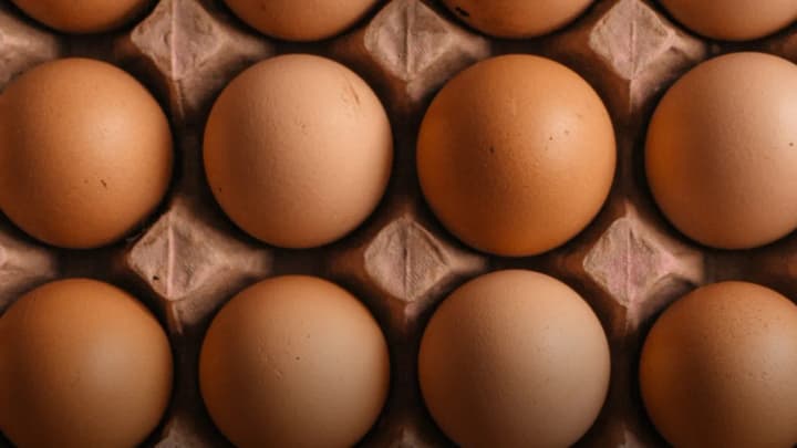 Ціни на яйця в Україні знизилися вперше з лютого перед Великоднем