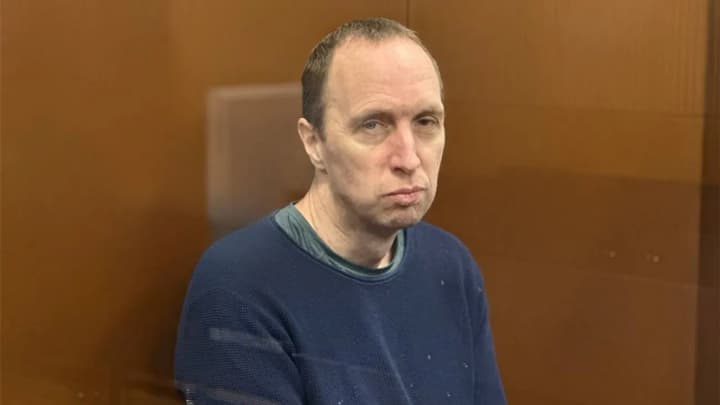 В рф американця відправили на примусове психіатричне лікування через напад на поліцейського