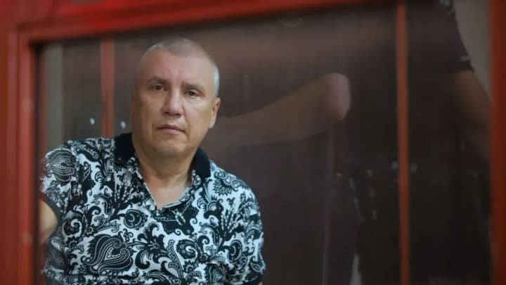 Court kept ex-military commissar Borisov in custody