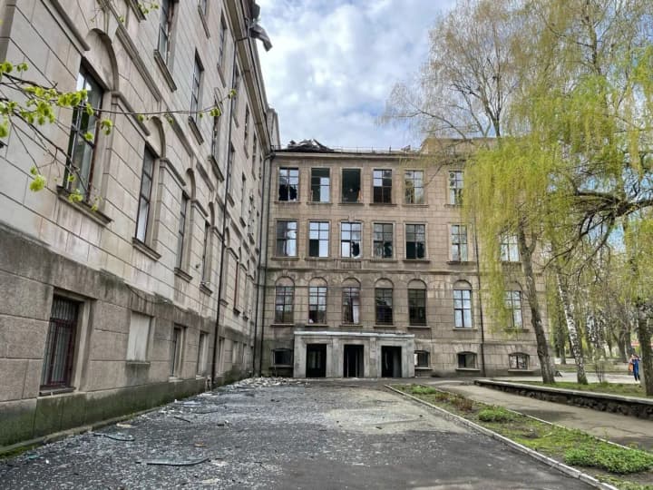 In Dnipro, the building of the Medical University, which has the status of an architectural monument, was damaged as a result of a direct hit