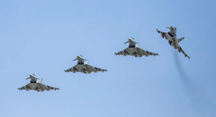 Винищувачі Британії кілька разів перехопили російські літаки для захисту повітряного простору НАТО