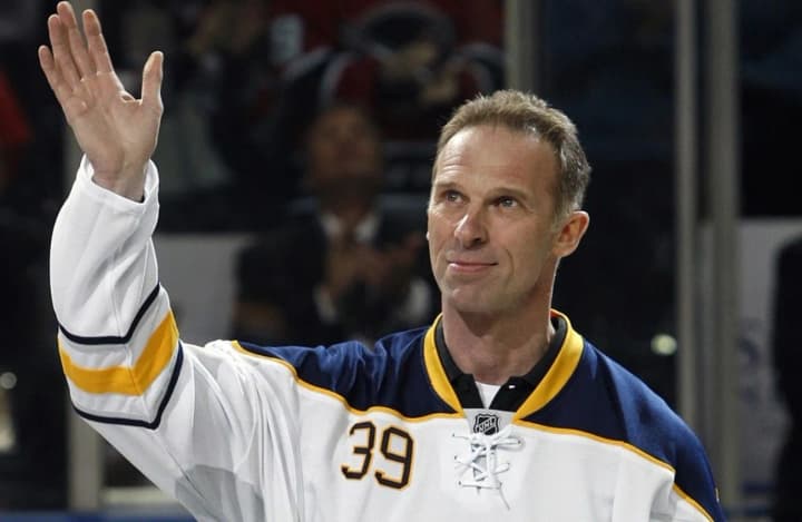 Famous Czech hockey player Hašek stated that the ex-president of the Russian Federation Medvedev threatened to kill him.
