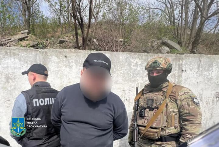 In Kyiv, a scheme of "departure for 50 thousand dollars" was exposed: the organizer was detained