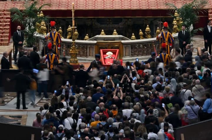 Труну Папи Франциска запечатають у п'ятницю ввечері