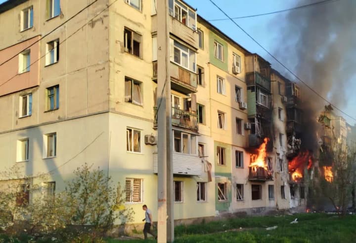 Дніпропетровська область під масованою атакою дронів: є жертви та поранені