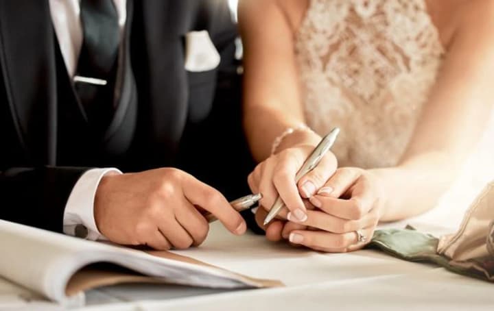 Changing your last name after marriage: the procedure was explained by the Ministry of Justice
