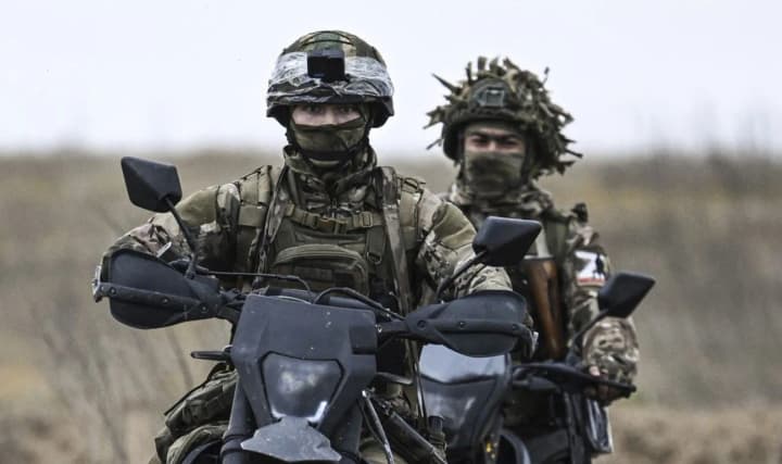 російські штурмовики пересідають на мотоцикли через нестачу легкої техніки – Трегубов