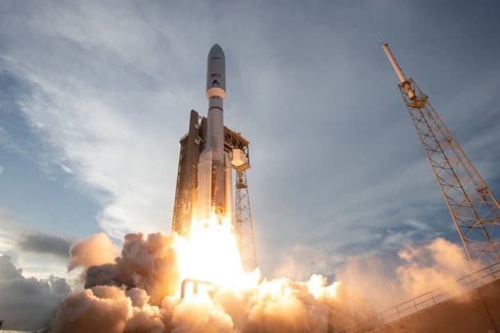 Amazon запускає перші інтернет-супутники Kuiper, змагаючись зі Starlink