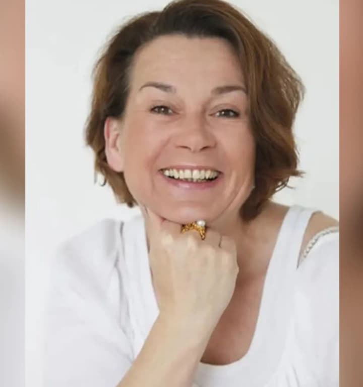 Авторка бестселерів Александра Фрьоліх могла бути вбита - поліція прокоментувала загадкову смерть письменниці 