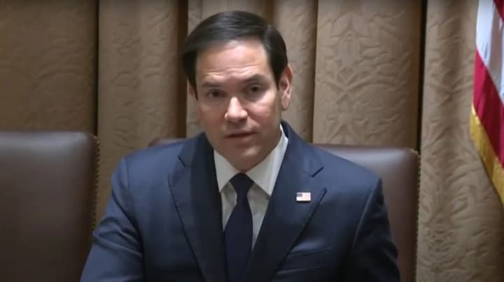 "Крок у припиненні війни": Рубіо прокоментував підписання Угоди між США та Україною