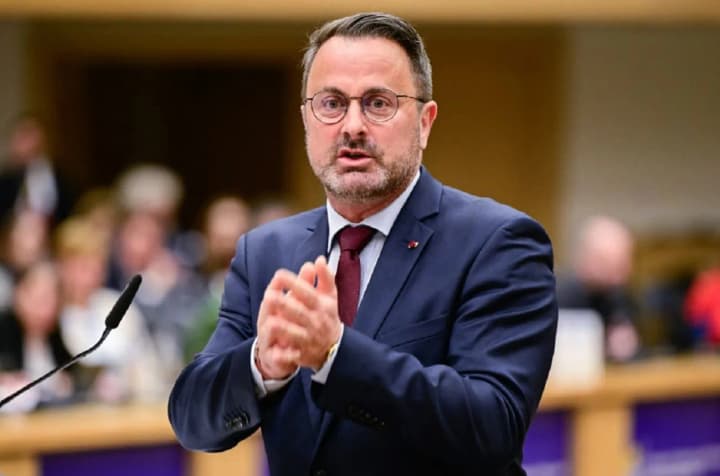 "Мир не может длиться три дня": глава МИД Люксембурга раскритиковал предложенное россией "перемирие" на 9 мая