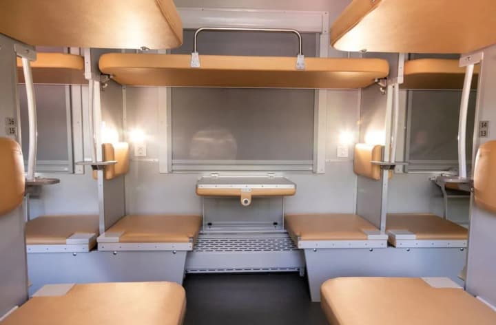 Ukrzaliznytsia Received New Compartment Carriages for the First Time in the History of Independent Ukraine: What Has Changed in Them
