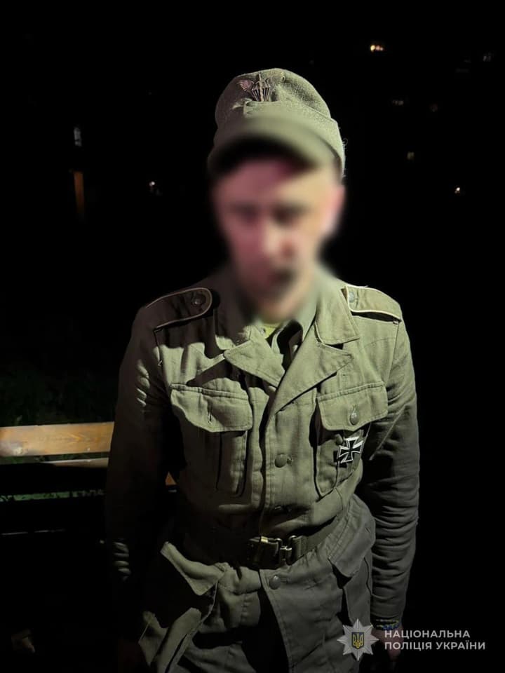 Walking around the city in a Third Reich uniform with a grenade in his hands: a "joker" was detained in Zaporizhia