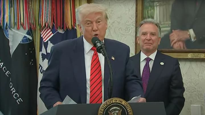 "Надеюсь, это закончится очень быстро": Трамп прокомментировал ракетный обстрел Пакистана Индией