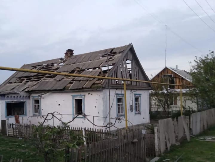 CABs hit Synelnykove district of Dnipropetrovsk region: 8 wounded, houses destroyed