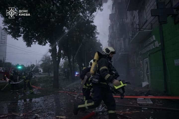 Russian attack on Kyiv affected four districts, already 6 injured: consequences shown