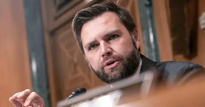 "These are the colors of America": US Vice President comments on Hegseth's "Russian tie" at meeting with Zelenskyy