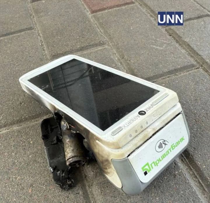 В Киеве взорвался терминал «ПриватБанка»: чудом обошлось без жертв – видео