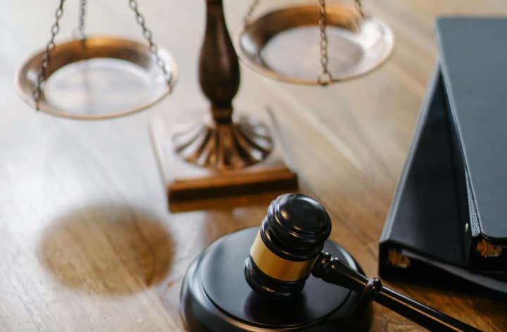 В екс-очільника Харківського ТЦК хочуть конфіскувати елітні авто на 4,8 млн грн