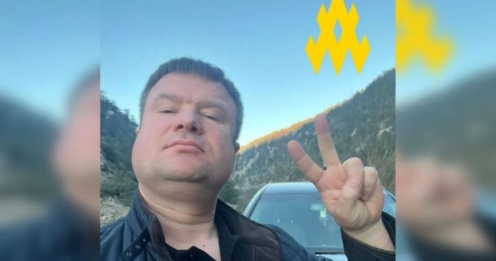 Partisans hacked the phone of a Russian commander in Crimea and discovered intimate correspondence with minors
