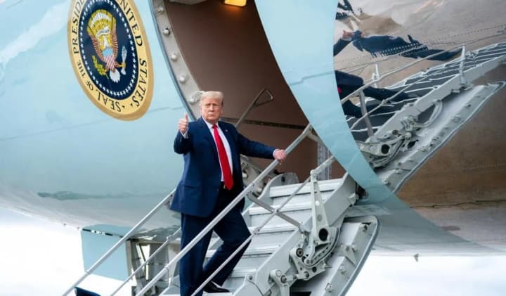 Трампа критикують за дорогий Boeing 747-8 від Катару: конгресмен-демократ вимагає розслідування 