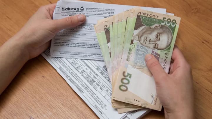 В Україні планують скасувати оплату комуналки за зруйноване житло: Рада ухвалила законопроєкт за основу 