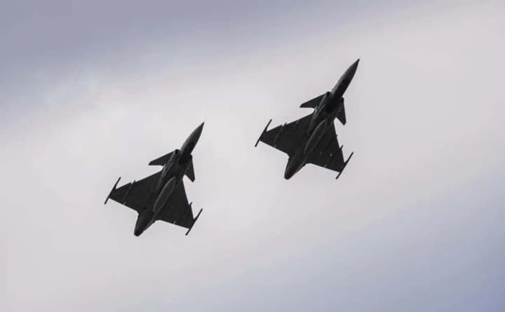 Угорщина заявила про збиття нібито українського БПЛА на кордоні: що кажуть у Будапешті і Києві