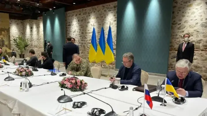 Точной информации о переносе переговоров в Стамбуле на 16 мая нет - росСМИ