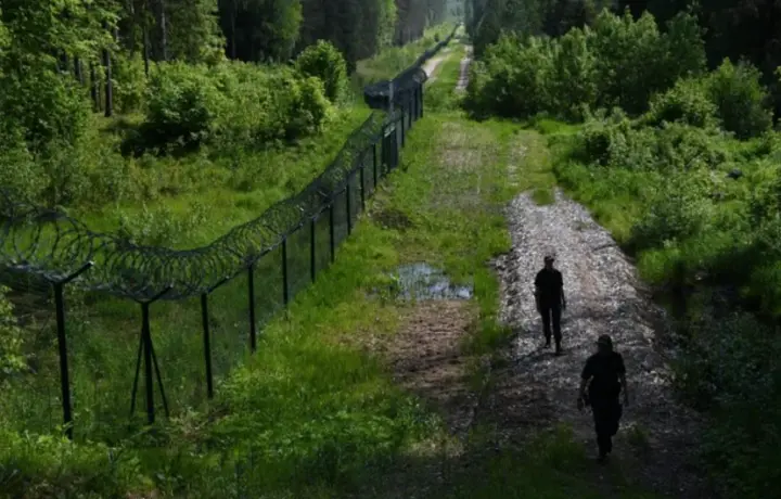 Туристи, що "блукають лісами", можуть бути російськими шпигунами - латвійська розвідка